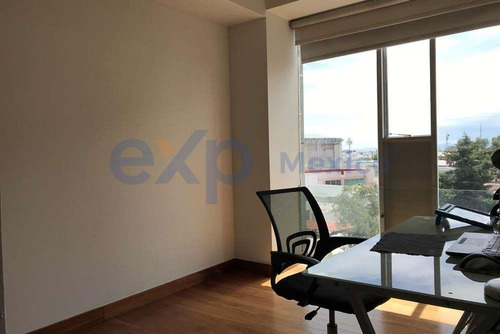 Imagen 2 de 12 de Departamento En Venta Con 3 Recamaras Mas Cuarto De Servicio