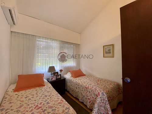 Imagen 18 de 28 de Hermosa Casa, Ubicada En Un Lugar Inmejorable!