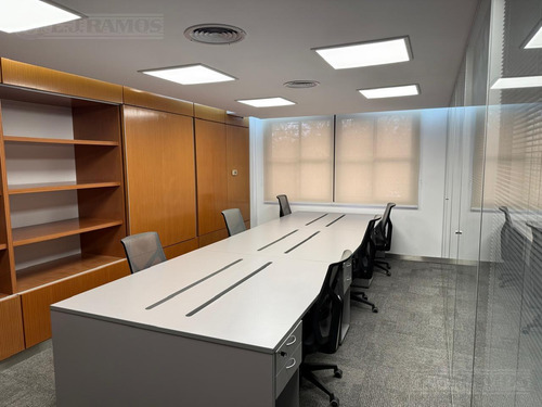 Edificio En Alquiler O Venta De 1300 M2 En Lomas De San Isidro