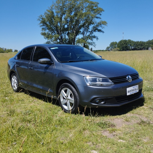 Volkswagen Vento 2.0 Luxury I 140cv Dsg