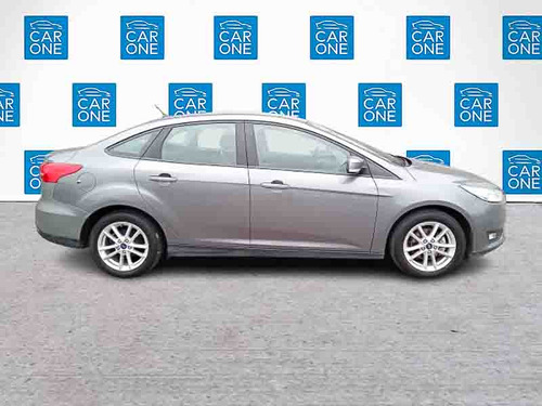 Ford Focus 1.6 S 4p L16