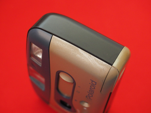 Polaroid 200 Bf Camara De Rollo 35mm Reutilizable Funcional (Usado)