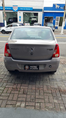 Imagem 3 de 5 de Renault Logan 2009 1.6 Expression Hi-torque 4p