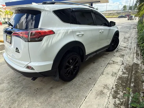 Toyota Rav4 2018 Adventure