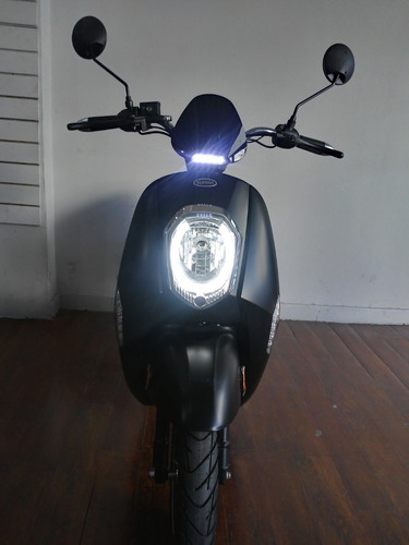 Imagen 9 de 25 de Moto Electrica Sunra Grace Argentina 800 Litio No Soco