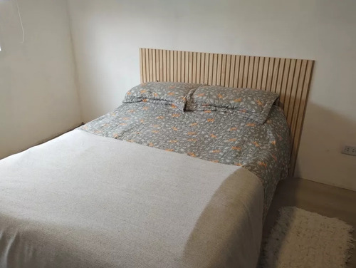 Revestimiento Respaldo De Cama Madera Varillado Liston Pino