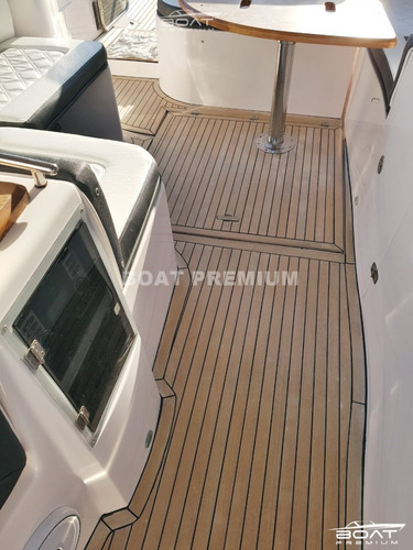 Imagem 10 de 12 de Focker 310, 2012, 2x Mercruiser 220hp - Real - Cimitarra