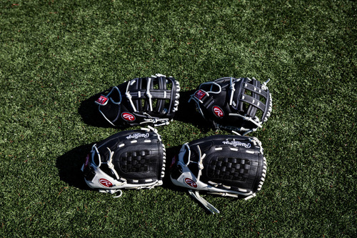 Rawlings | Shut Out Fastpitch Softball Primera Base Mitt | T
