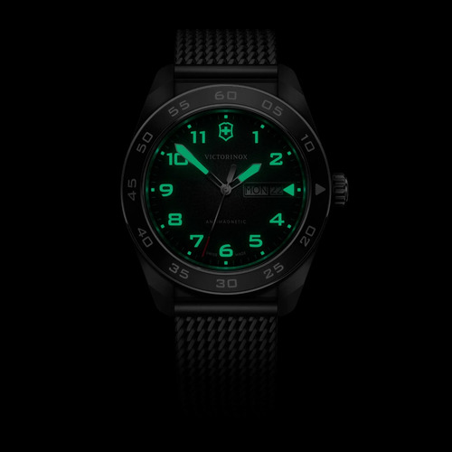 Victorinox, Reloj, Swiss Army Quartz, 42 Mm, Plata Plata Plata Negro