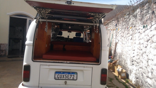 Imagem 3 de 15 de Kombi Carat