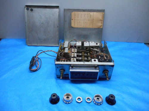 Radio Automotivo Antigo Motoradio 8 Transistor (3 Faixas) (Usado)