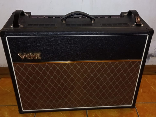 Amplificador Custom Vox Ac30c2x