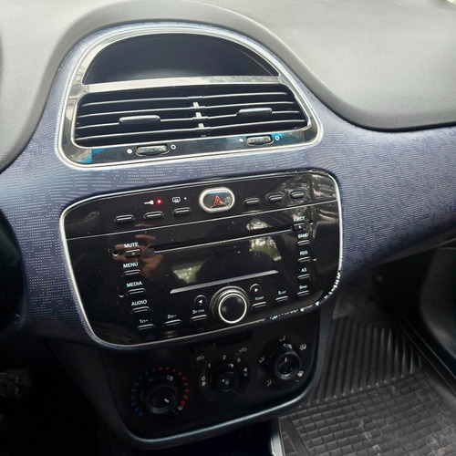 Fiat Punto 1.4 Attractive C/radio Integrada