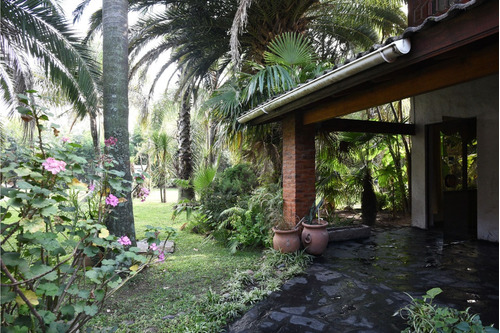 Venta De Hotel 20 Hab Con Parque Y Pileta En Pilar