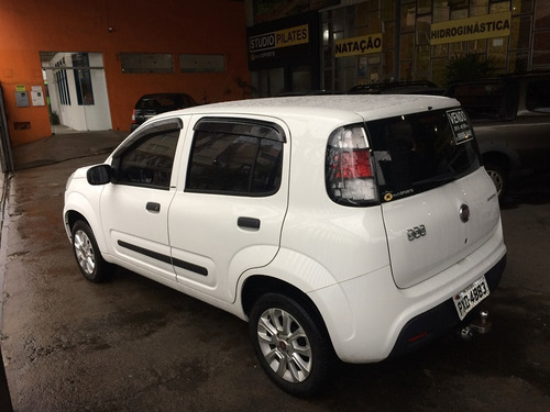 Fiat Uno Attractive 1.0 Flex 5 Portas