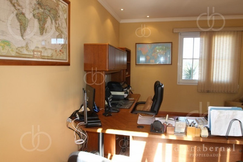 Imagen 17 de 29 de Punta Del Este, Beverly Hills , Residencia De 4 Dormitorios Y Piscina Climatizada.- Ref: 54207