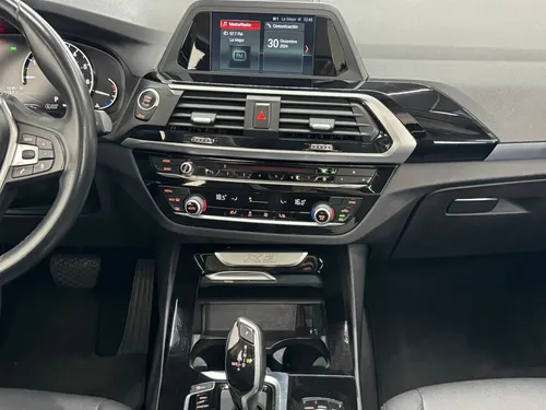 BMW X3 2.0 sDrive20iA At