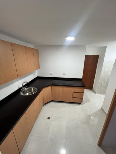 Apartamento Tipo Estudio En Alquiler Para Ejecutivo Ubicado En Urbanizacion El Bosque Residencias Monticello Valencia.st