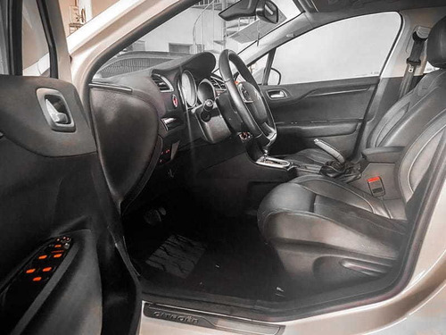 Imagem 9 de 15 de Citroen C4 Lounge Exclusive 1.6 Turbo 2017