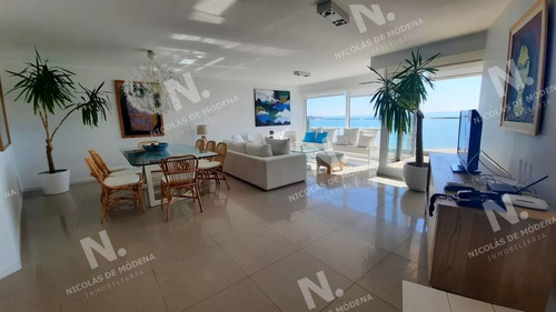 Imagen 4 de 20 de Apartamento De 3 Dormitorios En Playa Mansa, Edificio De Categoría - Punta Del Este Mansa