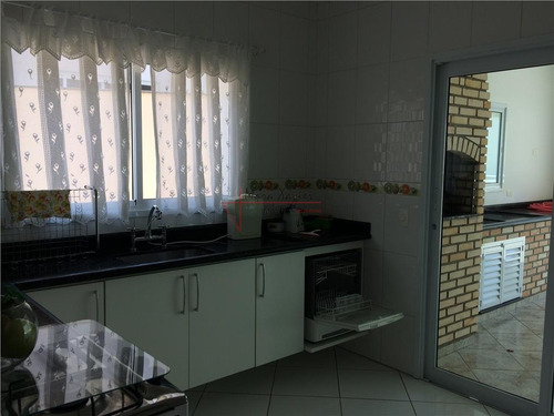 Imagem 21 de 30 de Sobrado Com 3 Dormitórios À Venda, 285 M² Por R$ 1.600,00 - Bairro Buracão - Vinhedo/sp - So0183