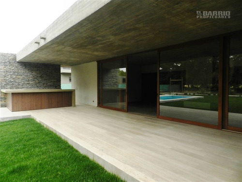 Imagen 4 de 24 de Casa En Venta De 5 Dormitorios En Colina