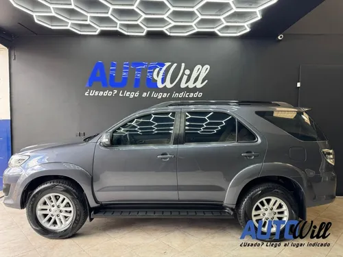 Toyota Fortuner Sr5 At 2700cc Aa 4x2 7psj