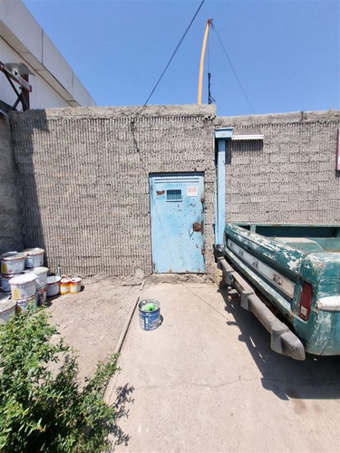 Industrial Con Gran Terreno En Venta En Recoleta