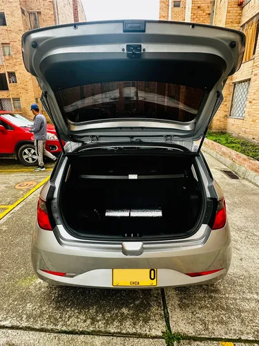 Hyundai Hb20 - Se Vende Por Viaje - 2022 - 20.500km