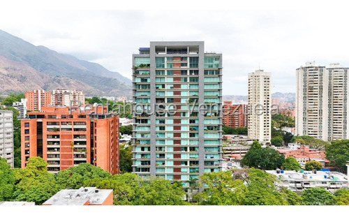 Gran Apartamento Remodelado En Alquiler, Urb. Sebucan