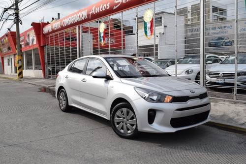 Imagen 1 de 13 de Kia Rio L 2020