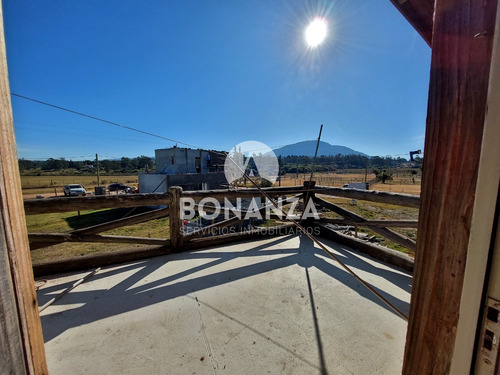Cabaña En Venta, Piriápolis. Padrón Único. Posibilidad De Financiación