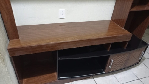 Imagem 1 de 4 de Estante De Sala