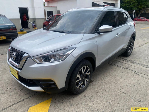 Nissan Kicks Advance