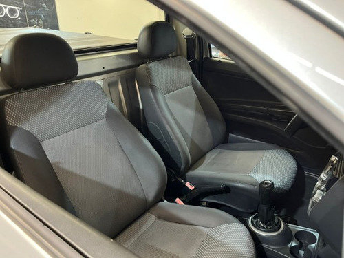 Volkswagen Saveiro Saveiro 1.6 MI CS 8V FLEX 2P MANUAL G.V