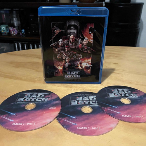 Mandalorian 1 - 2 + Bad Batcher + Clone Wars 7 Blu-ray