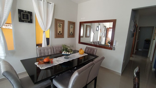 Imagem 9 de 28 de Casa No Jardim Regina, Em Itanhaém, Com Churrasqueira, Espaço Para Piscina, Despensa, Jardim , Aceita Financiamento Bancário