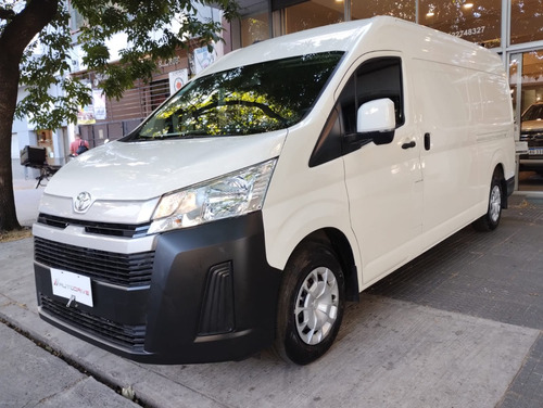 Toyota Hiace 2.8 Tdi Furgón 6at L2h2 3a 5p