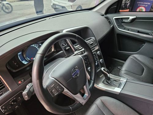 Volvo XC60 2.0 T5 DYNAMIC FWD TURBO GASOLINA 4P AUTOMÁTICO