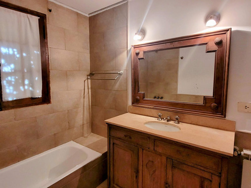 Esmeralda Al 100 | Venta | Muy Linda Casa Colonial Inglesa
