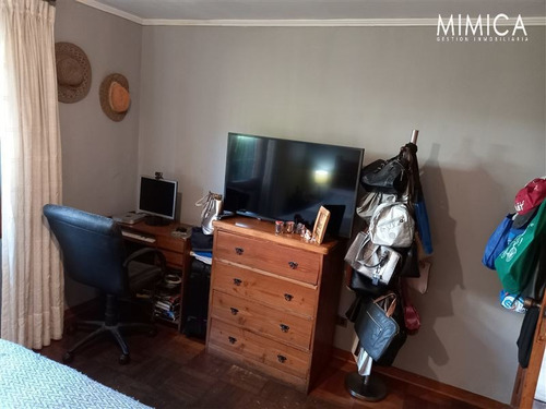 Casa En Venta De 2 Dorm. En Las Condes