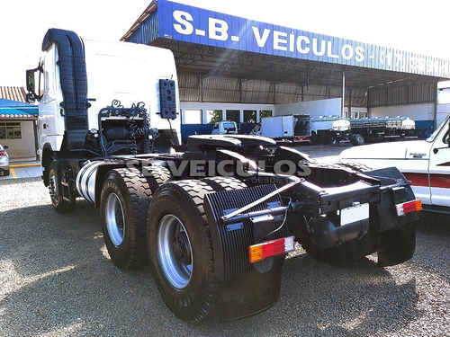 Imagem 9 de 11 de Volvo Fh 540 6x4 2014 Teto Baixo Manual, Sb Veiculos