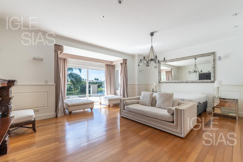 Casa Al Lago En Alquiler Y Venta En Los Castores