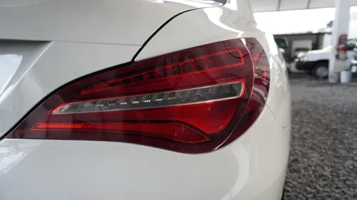 Mercedes-Benz Clase CLA 1.6 200 Cgi Sport At