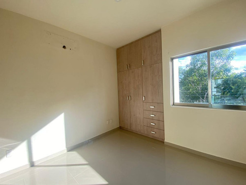 Imagen 17 de 25 de Casa En Renta De 4 Recamaras En Residencial Terramagna