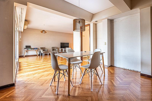Venta Departamento 4 Ambientes Amplio Piso 2 Cocheras Flores