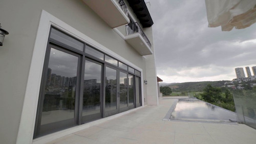 Imagen 3 de 14 de Casa En Renta O Venta, Bosque Real, Vista Al Lago