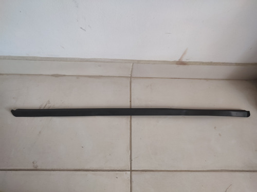 Cepillo De Puerta Delantera Derecha Renault Logan 04-08