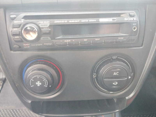 Volkswagen Fox Hatch 1.0 8v(city)(totalflex) 4p