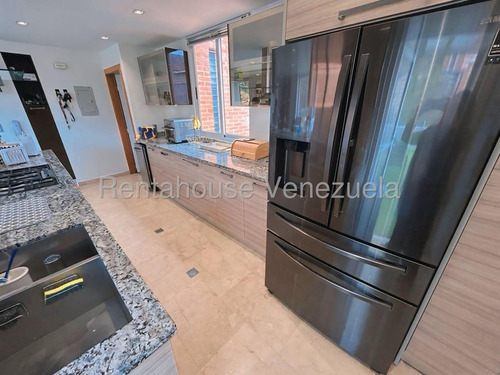 Se Vende Bello Apartamento Pent House En Lomas Del Sol Mls 25-21763